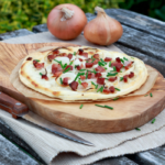 Flammkuchen mit Speck